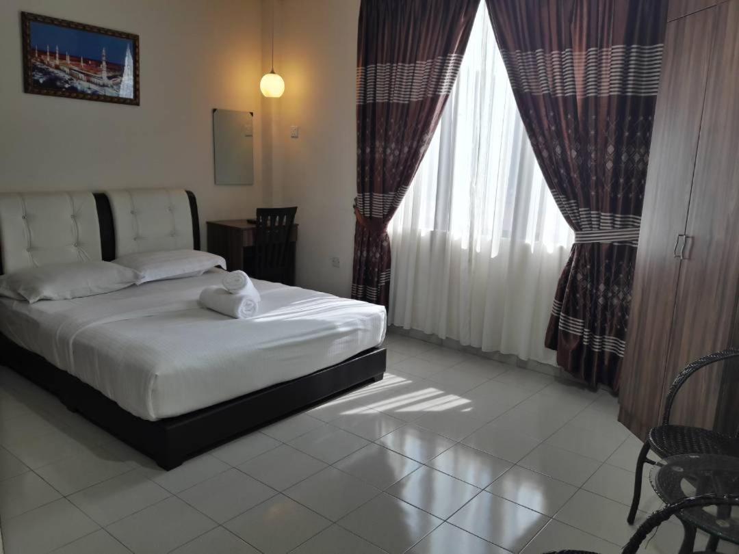 Diamond Hotel Kota Bharu Exterior photo